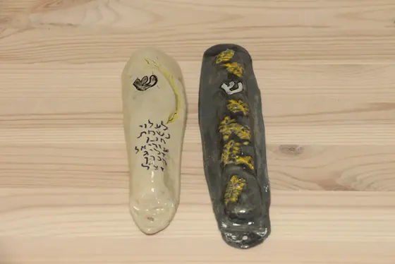 זוג מזוזות מקרמיקה בעבודת יד | Handmade ceramic mezuzah cases